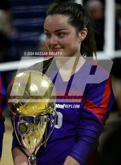 Thumbnail 2 in Jefferson vs. Calhoun (GHSA 3A State Finals) photogallery.