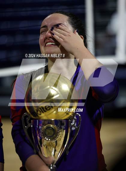 Thumbnail 2 in Jefferson vs. Calhoun (GHSA 3A State Finals) photogallery.