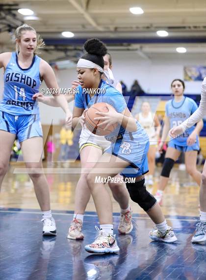 Thumbnail 1 in Bishop Grimes vs West Genesee photogallery.