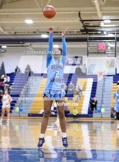 Thumbnail 3 in Bishop Grimes vs West Genesee photogallery.