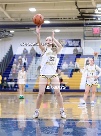 Thumbnail 2 in Bishop Grimes vs West Genesee photogallery.