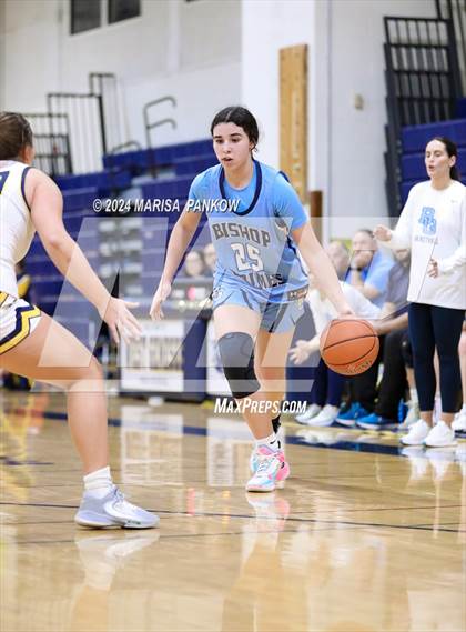 Thumbnail 3 in Bishop Grimes vs West Genesee photogallery.