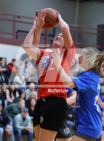 Thumbnail 3 in Big 30 AllStar Classic PA vs NY photogallery.