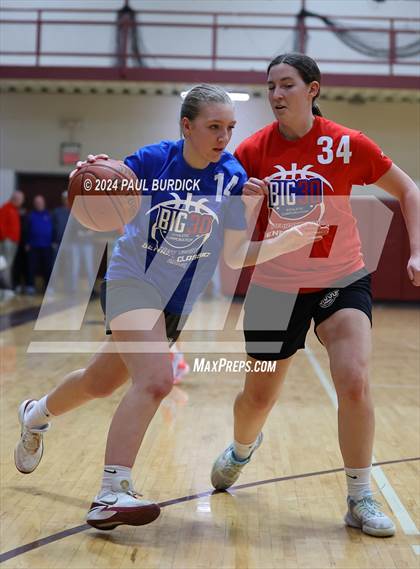 Thumbnail 1 in Big 30 AllStar Classic PA vs NY photogallery.