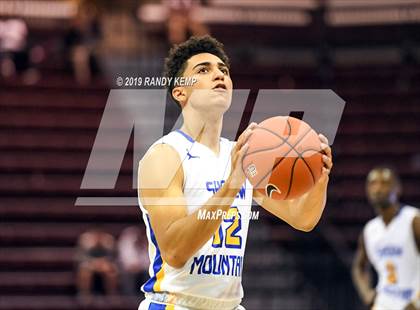 Thumbnail 3 in Belleville West vs Shadow Mountain (Bass Pro Shop Tournament of Champions) photogallery.