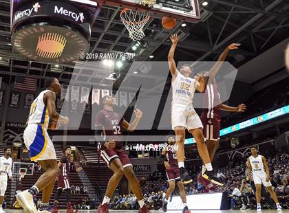 Thumbnail 3 in Belleville West vs Shadow Mountain (Bass Pro Shop Tournament of Champions) photogallery.