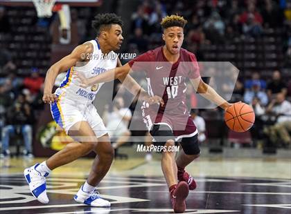 Thumbnail 2 in Belleville West vs Shadow Mountain (Bass Pro Shop Tournament of Champions) photogallery.