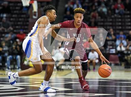 Thumbnail 1 in Belleville West vs Shadow Mountain (Bass Pro Shop Tournament of Champions) photogallery.