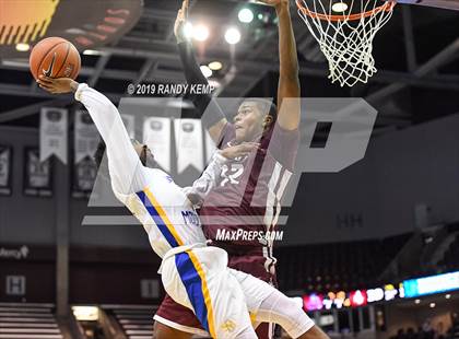 Thumbnail 1 in Belleville West vs Shadow Mountain (Bass Pro Shop Tournament of Champions) photogallery.