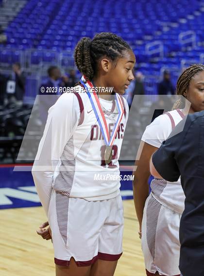 Thumbnail 1 in Pearland vs. DeSoto (UIL 6A Basketball State Semifinal Medal Ceremony) photogallery.