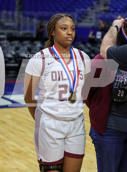 Thumbnail 1 in Pearland vs. DeSoto (UIL 6A Basketball State Semifinal Medal Ceremony) photogallery.