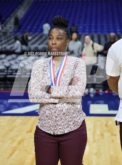 Thumbnail 1 in Pearland vs. DeSoto (UIL 6A Basketball State Semifinal Medal Ceremony) photogallery.