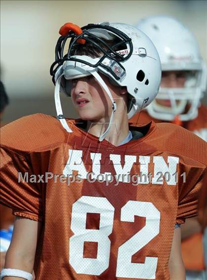 Thumbnail 3 in South Houston Freshman B @ Alvin Freshman White photogallery.