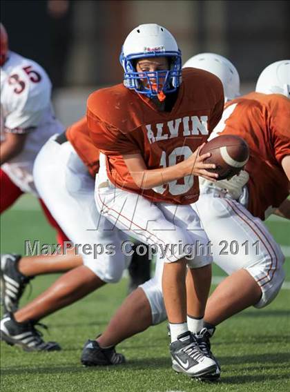 Thumbnail 2 in South Houston Freshman B @ Alvin Freshman White photogallery.