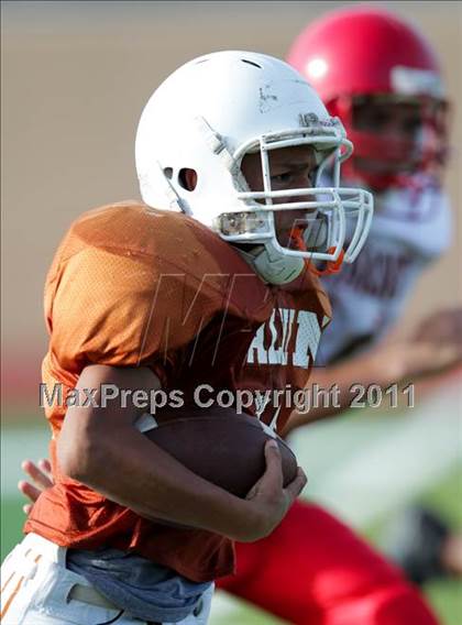 Thumbnail 2 in South Houston Freshman B @ Alvin Freshman White photogallery.
