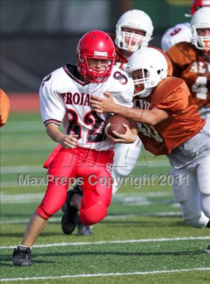 Thumbnail 2 in South Houston Freshman B @ Alvin Freshman White photogallery.