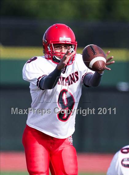 Thumbnail 3 in South Houston Freshman B @ Alvin Freshman White photogallery.