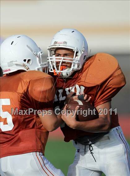 Thumbnail 3 in South Houston Freshman B @ Alvin Freshman White photogallery.