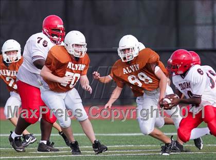 Thumbnail 3 in South Houston Freshman B @ Alvin Freshman White photogallery.