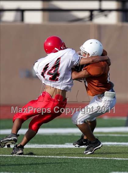 Thumbnail 3 in South Houston Freshman B @ Alvin Freshman White photogallery.