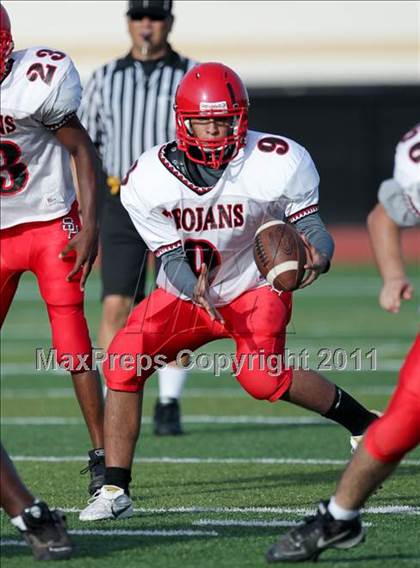 Thumbnail 1 in South Houston Freshman B @ Alvin Freshman White photogallery.