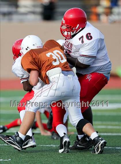 Thumbnail 3 in South Houston Freshman B @ Alvin Freshman White photogallery.