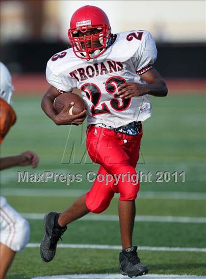 Thumbnail 2 in South Houston Freshman B @ Alvin Freshman White photogallery.
