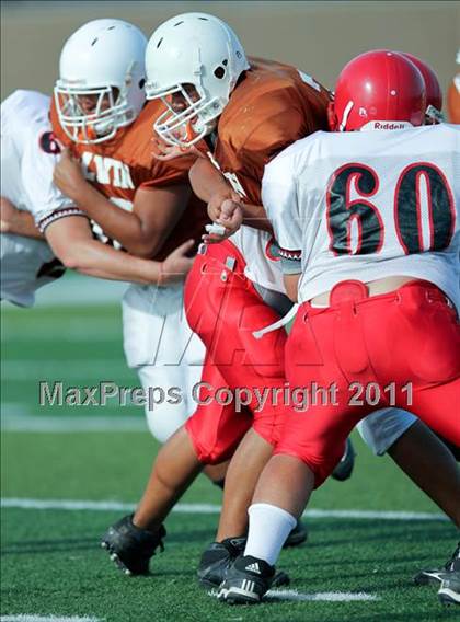 Thumbnail 1 in South Houston Freshman B @ Alvin Freshman White photogallery.