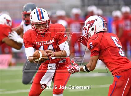 Thumbnail 3 in Lee [Robert E.] vs Jefferson  photogallery.