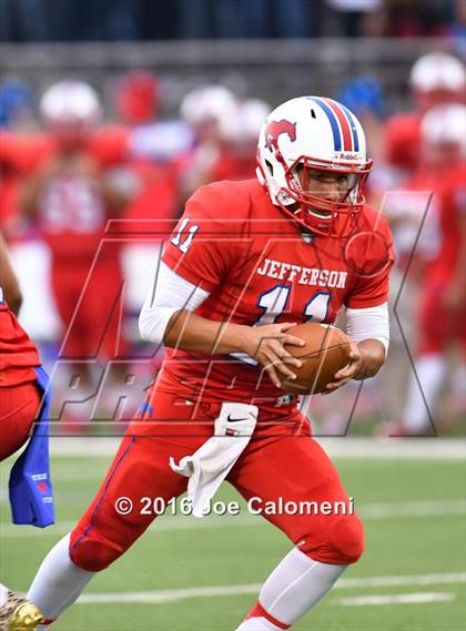 Thumbnail 1 in Lee [Robert E.] vs Jefferson  photogallery.