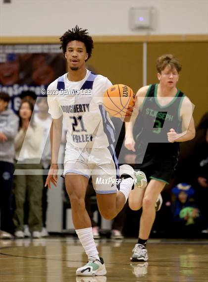 Thumbnail 3 in St. Joseph @ Dougherty Valley (CIF State Open Division NorCal Regional Semifinals) photogallery.