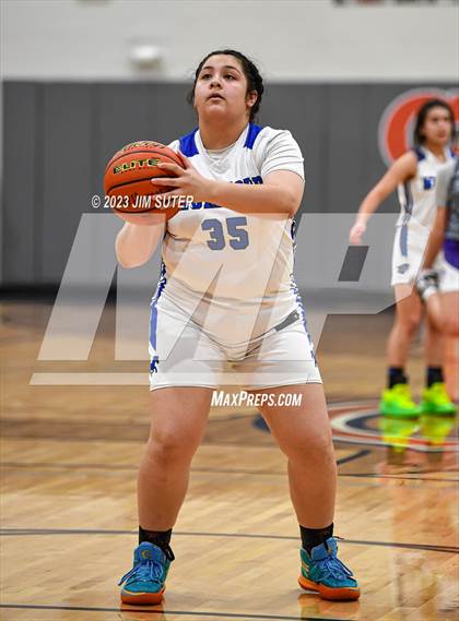 Thumbnail 1 in Mumford vs Thrall (UIL 2A Reg IV Area) photogallery.