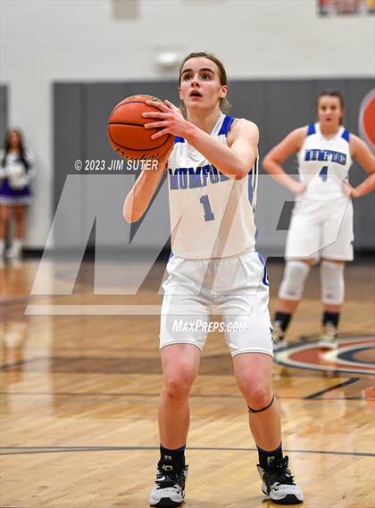 Thumbnail 1 in Mumford vs Thrall (UIL 2A Reg IV Area) photogallery.
