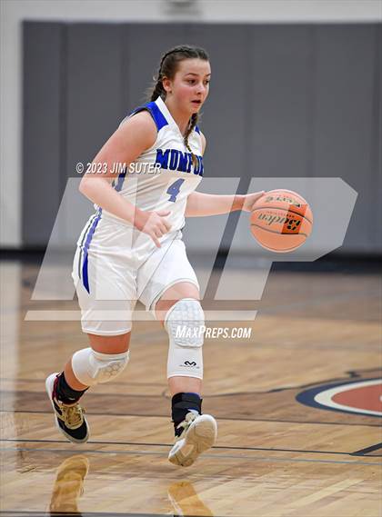Thumbnail 1 in Mumford vs Thrall (UIL 2A Reg IV Area) photogallery.