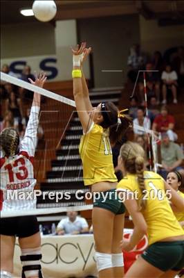Thumbnail 2 in Mira Costa vs Redondo Union (D2-AA Section Final) photogallery.