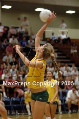 Thumbnail 2 in Mira Costa vs Redondo Union (D2-AA Section Final) photogallery.
