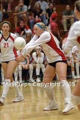 Thumbnail 3 in Mira Costa vs Redondo Union (D2-AA Section Final) photogallery.