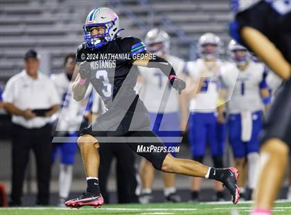 Thumbnail 2 in Kearney @ Millard North photogallery.