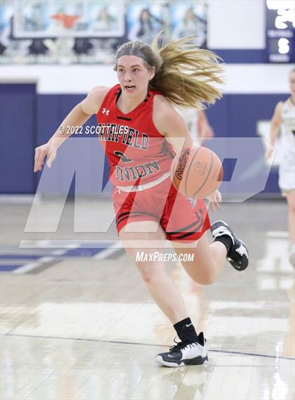 Thumbnail 2 in Fairfield Union @ Teays Valley photogallery.