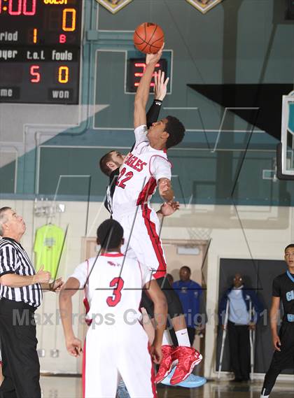 Thumbnail 2 in Clovis North vs. Pleasant Grove (Adidas Challenge) photogallery.