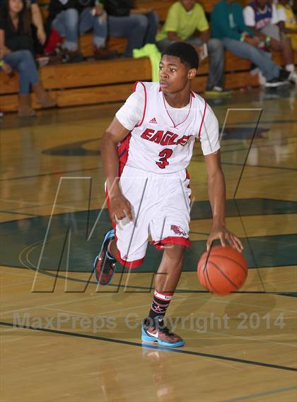 Thumbnail 2 in Clovis North vs. Pleasant Grove (Adidas Challenge) photogallery.