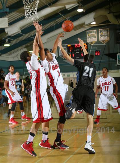 Thumbnail 2 in Clovis North vs. Pleasant Grove (Adidas Challenge) photogallery.