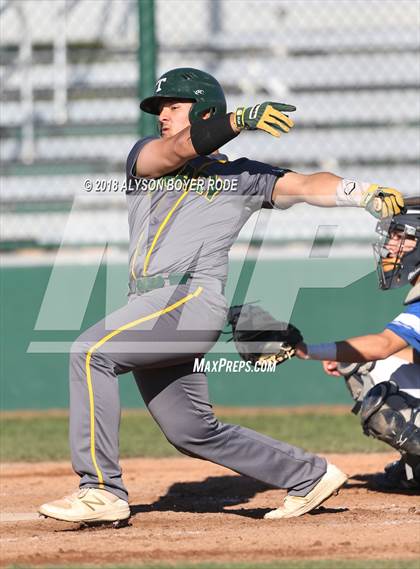 Thumbnail 2 in Davis vs. Tracy (The Boras Classic) photogallery.