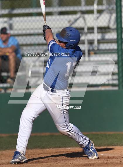 Thumbnail 1 in Davis vs. Tracy (The Boras Classic) photogallery.