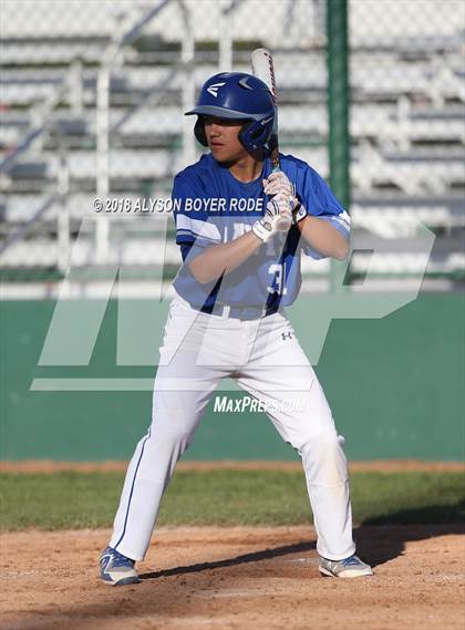 Thumbnail 1 in Davis vs. Tracy (The Boras Classic) photogallery.