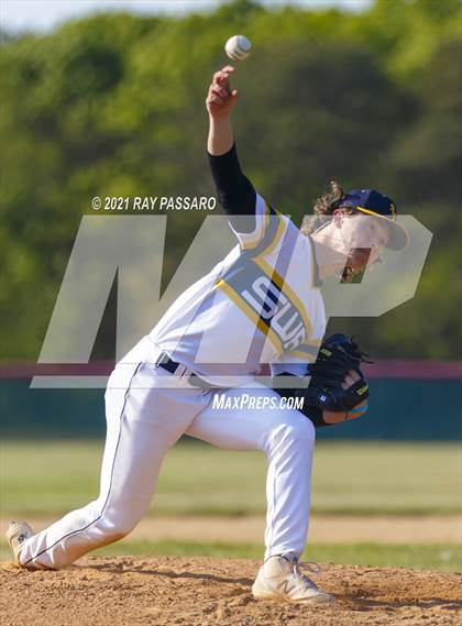 Thumbnail 3 in Shoreham Wading River vs Center Moriches photogallery.