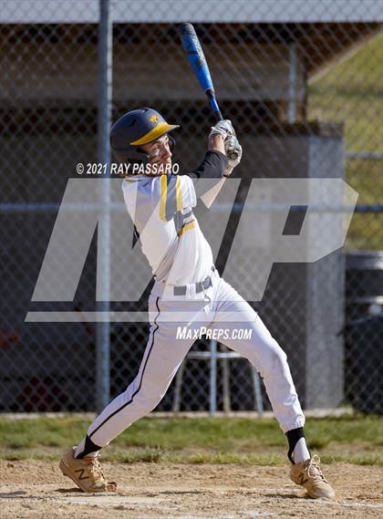 Thumbnail 1 in Shoreham Wading River vs Center Moriches photogallery.