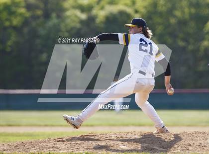 Thumbnail 2 in Shoreham Wading River vs Center Moriches photogallery.