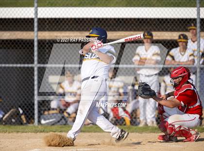 Thumbnail 2 in Shoreham Wading River vs Center Moriches photogallery.