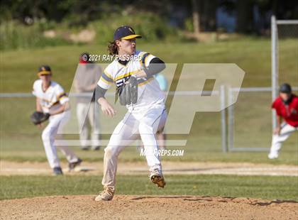 Thumbnail 2 in Shoreham Wading River vs Center Moriches photogallery.